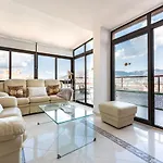 Malagasuite Skyviews Апартаменты