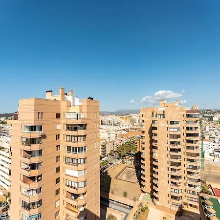 Malagasuite Skyviews Apartament *